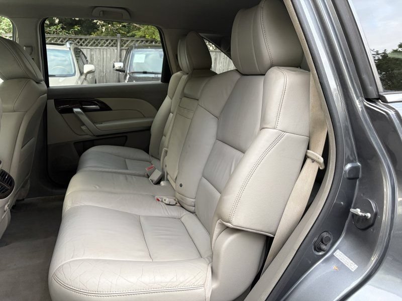 Used 2011 Acura MDX w/ Technology Package AWD/4WD image 19