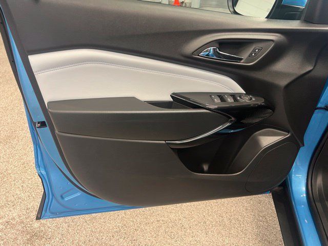 New 2026 Chevrolet Trax LT w/ Driver Confidence Package FWD image 22