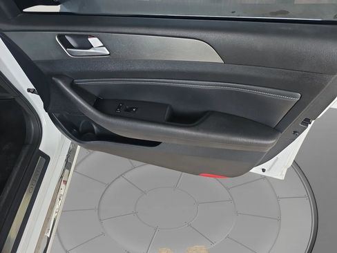 Used 2015 Hyundai Sonata Sport 2.0T image 17