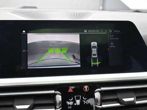 Used 2021 BMW 330i xDrive Sedan w/ Convenience Package image 11