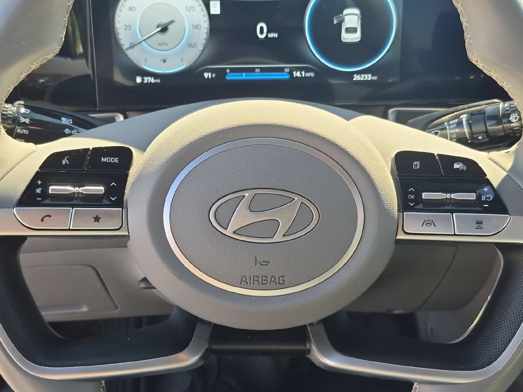 Used 2025 Hyundai Elantra SEL FWD image 23