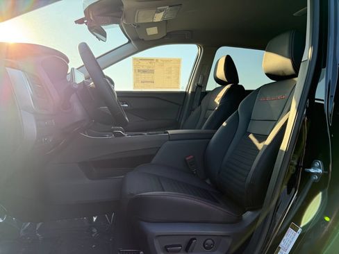 New 2026 Nissan Rogue SV AWD/4WD image 11