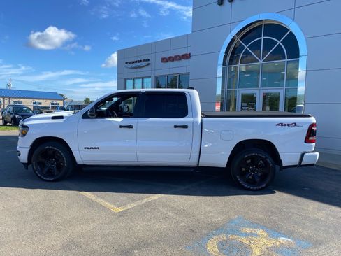 Used 2024 RAM 1500 Big Horn AWD/4WD image 2