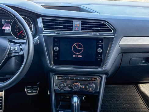 Used 2021 Volkswagen Tiguan SE R-Line image 23