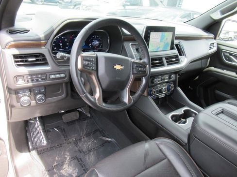 Certified 2022 Chevrolet Suburban High Country image 13