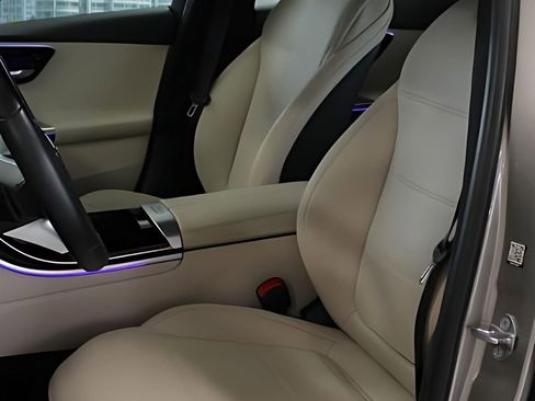 Used 2023 Mercedes-Benz C 300 Sedan image 12