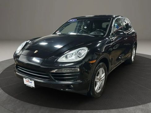 Used 2014 Porsche Cayenne image 1