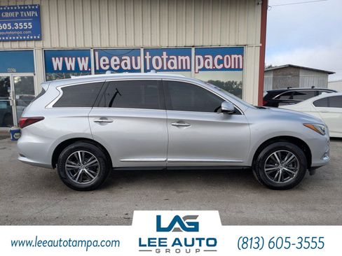 Used 2019 INFINITI QX60 Luxe w/ Essential Package image 2