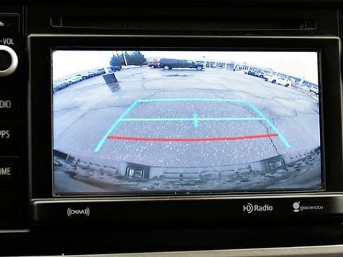 Used 2019 Toyota Tacoma SR5 image 19