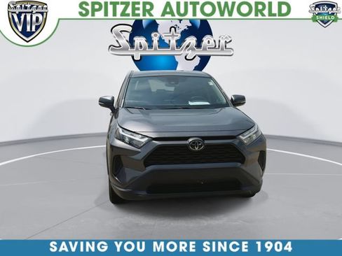 Used 2024 Toyota RAV4 LE FWD image 4