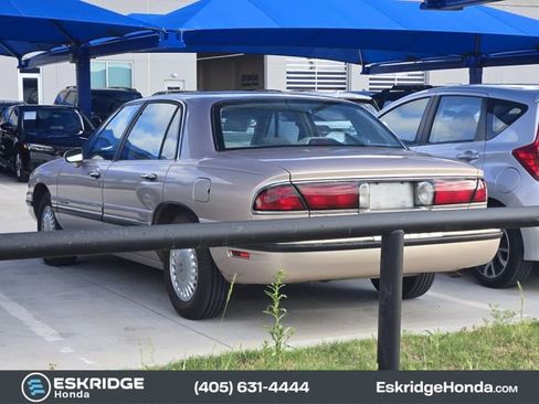 Used 1999 Buick Le Sabre Custom w/ Headliner Lighting Pkg image 3