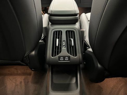 Used 2025 BMW X1 M35i w/ Premium Package image 10