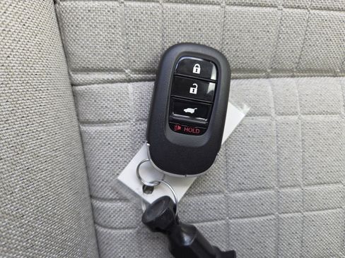 New 2027 Honda HR-V LX image 32