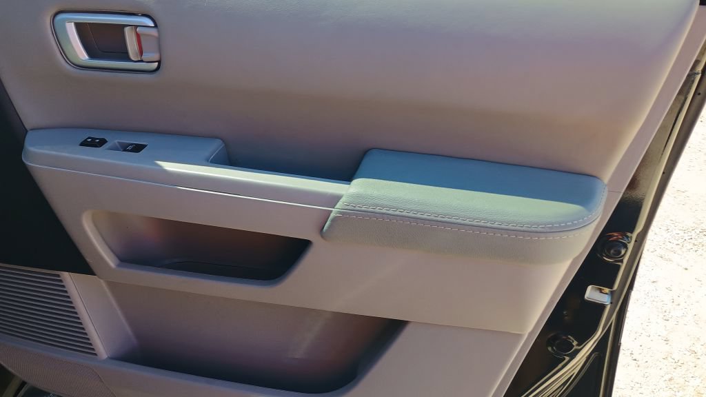 Used 2011 Honda Pilot EX-L image 37