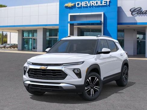 New 2026 Chevrolet TrailBlazer LT w/ Driver Confidence Package FWD image 7
