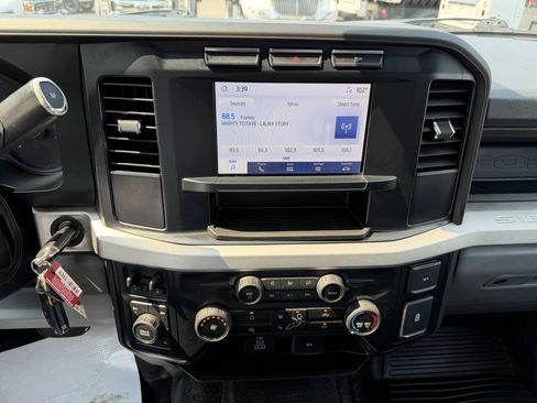 Used 2023 Ford F250 XL w/ Snow Plow Prep Package AWD/4WD image 30