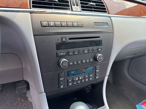 Used 2006 Buick LaCrosse CXL w/ Driver Confidence Package FWD image 13