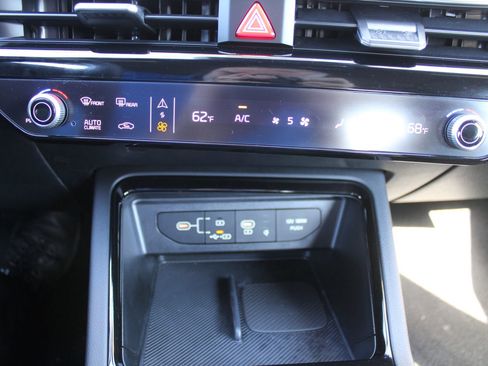 New 2026 Kia K5 GT-Line image 37