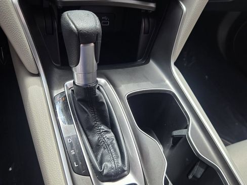 Used 2022 Honda Accord LX image 19