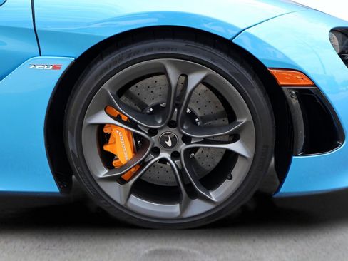 Used 2022 McLaren 720S Spider image 29