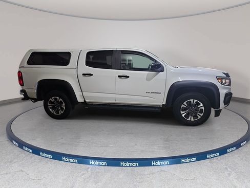 Used 2022 Chevrolet Colorado Z71 AWD/4WD image 5