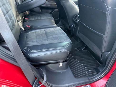 Used 2019 Mitsubishi Outlander SE image 17