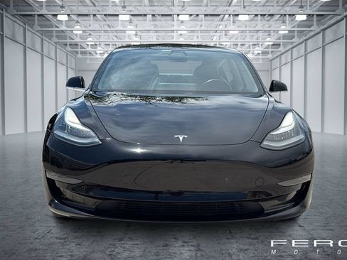 Used 2019 Tesla Model 3 Mid Range RWD image 9