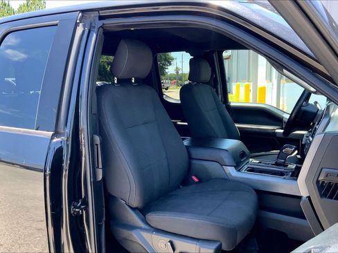 Used 2015 Ford F150 XLT w/ Equipment Group 302A Luxury AWD/4WD image 9