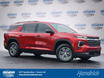 Used 2024 Chevrolet Traverse LT