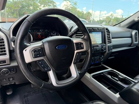 Used 2017 Ford F450 Lariat w/ Lariat Ultimate Package AWD/4WD image 9