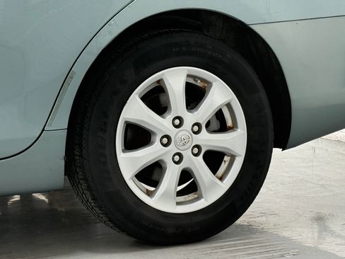 Used 2011 Toyota Camry LE w/ LE Extra-Value Pkg FWD image 22