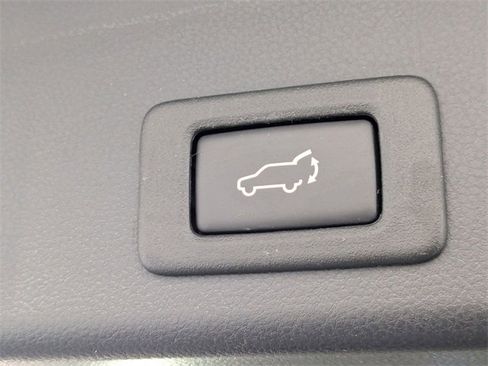 Used 2019 Subaru Ascent Touring w/ Popular Package #3 image 33