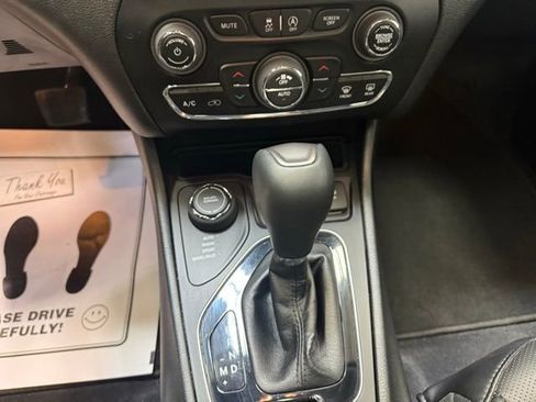 Used 2023 Jeep Cherokee Altitude Lux w/ Lux Elite Package image 20