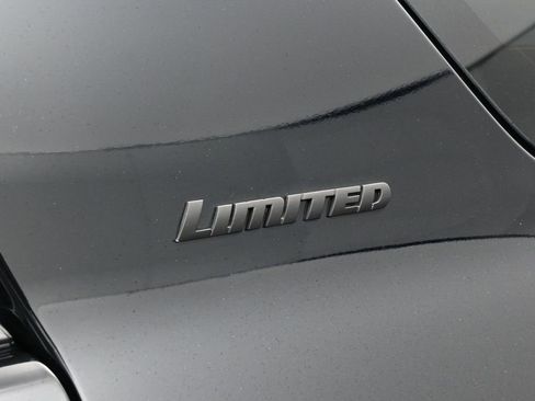 Used 2024 Toyota 4Runner Limited AWD/4WD image 36