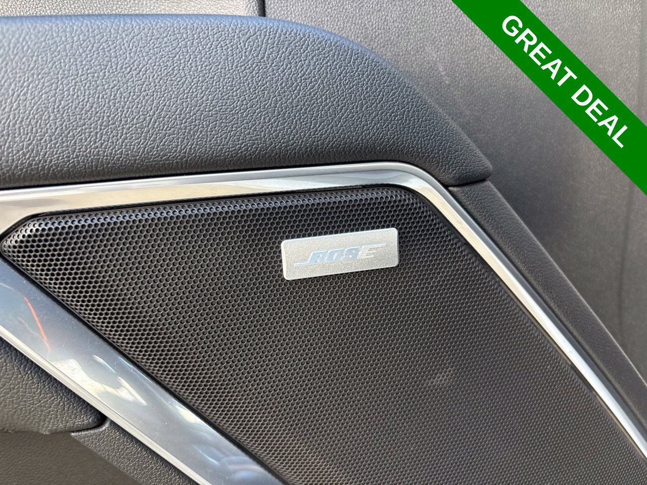 Used 2025 Chevrolet Silverado 1500 RST AWD/4WD image 17