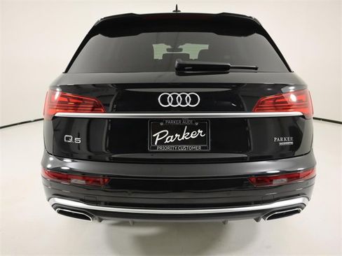 Certified 2025 Audi Q5 2.0T Premium Plus w/ Premium Plus Package image 4