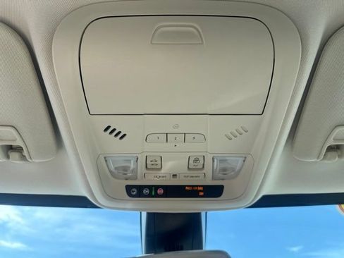 Certified 2019 Cadillac XT5 Luxury w/ Trailering Package AWD/4WD image 28