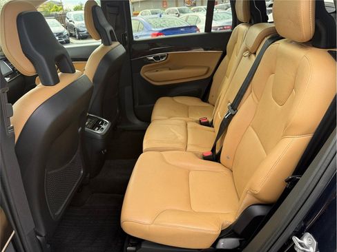 Used 2016 Volvo XC90 T6 Momentum w/ Momentum Plus Package AWD/4WD image 32