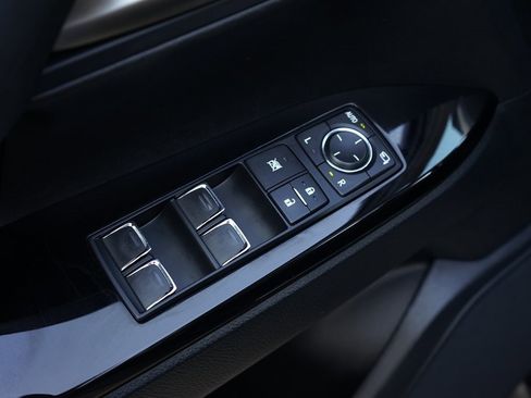 Used 2017 Lexus LX 570 4WD image 27