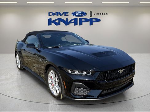 Used 2024 Ford Mustang GT Premium image 2