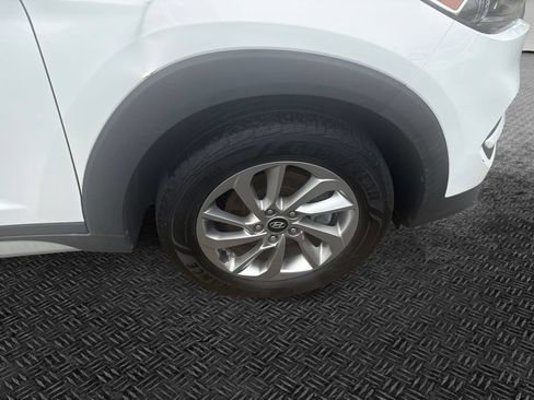 Used 2018 Hyundai Tucson SEL AWD/4WD image 11