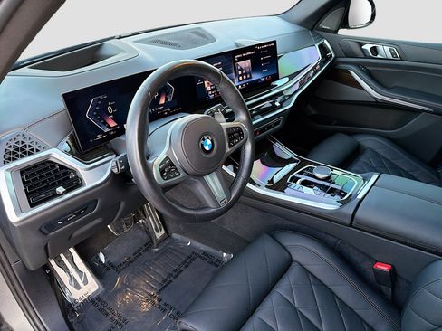 Used 2024 BMW X5 sDrive40i w/ M Sport Package RWD image 25