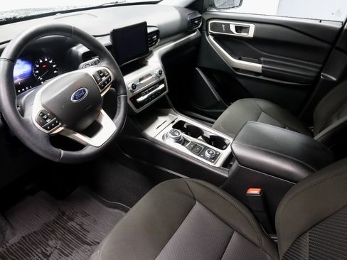 Certified 2023 Ford Explorer XLT image 23