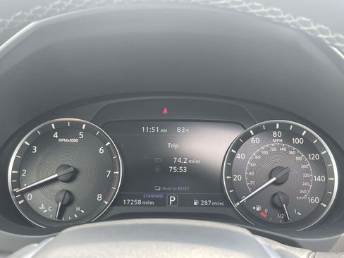 Used 2023 INFINITI QX50 Luxe FWD image 20