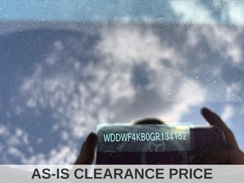 Used 2016 Mercedes-Benz C 300 4MATIC Sedan image 30