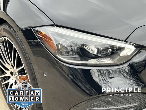 Used 2022 Mercedes-Benz C 300 Sedan image 9