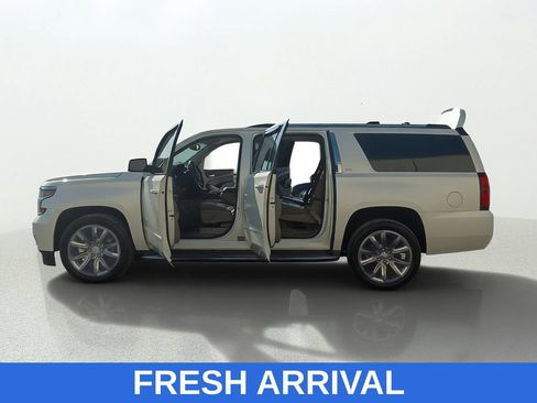 Used 2015 Chevrolet Suburban LTZ AWD/4WD image 12