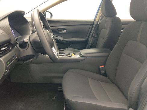 Used 2023 Nissan Sentra SV w/ Trunk Package FWD image 17