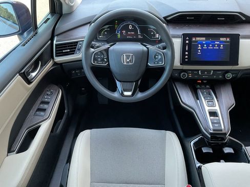 Used 2018 Honda Clarity Plug-In Hybrid image 11
