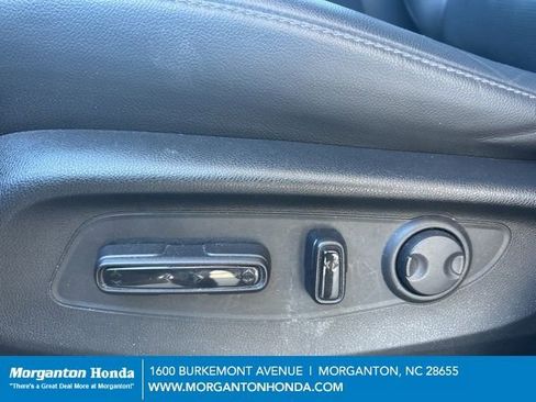 Used 2023 Honda CR-V EX-L image 17